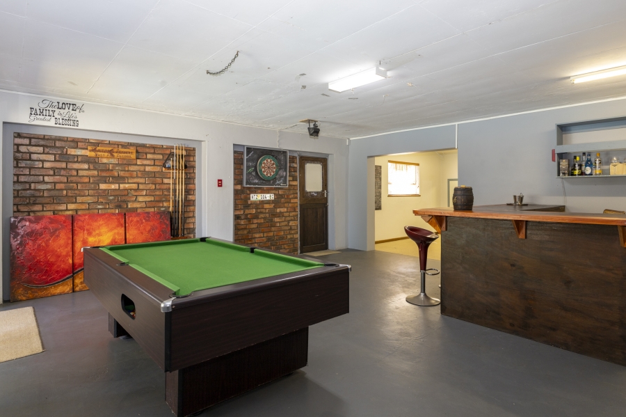 5 Bedroom Property for Sale in West Bank Eastern Cape